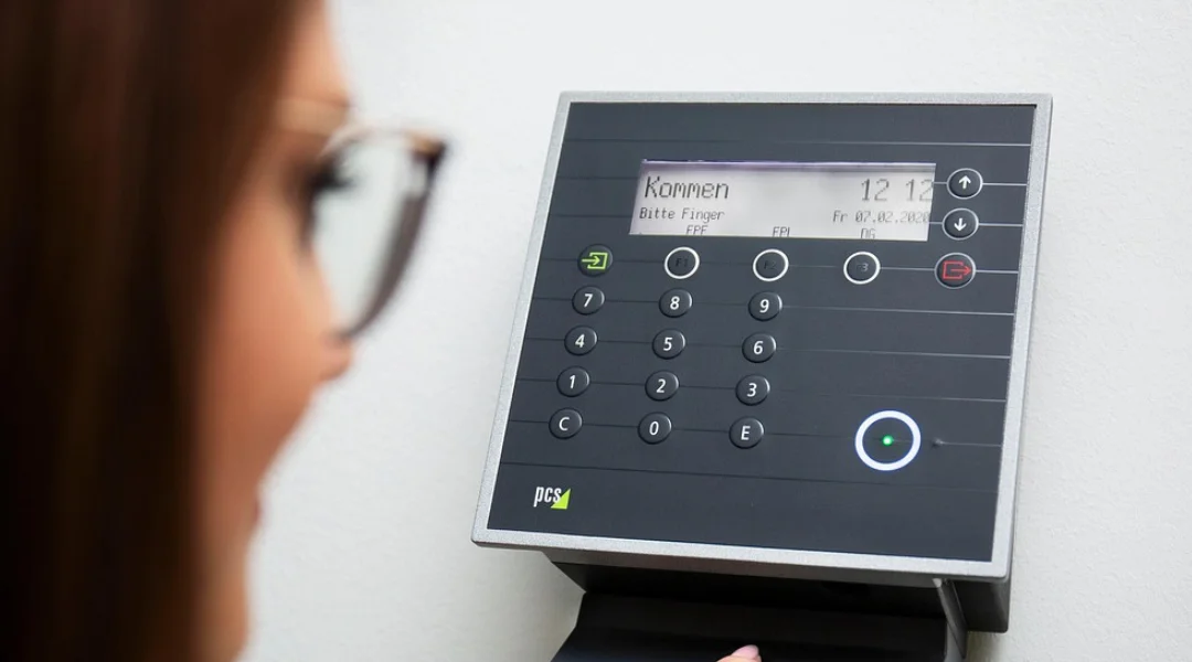 Franz Sicherungstechnik Niederbayern Zutrittskontrolle und Zeiterfassung